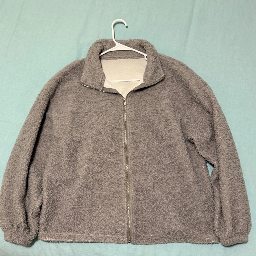 Gray Sherpa zipper sweatshirt size Medium